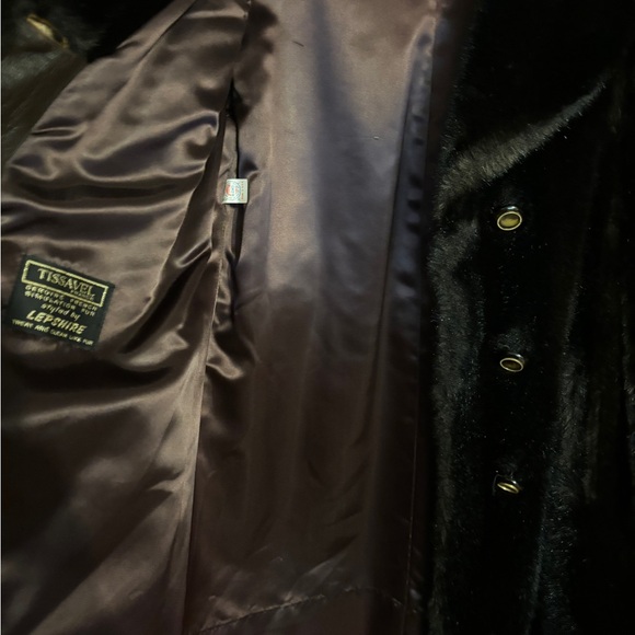 Vintage Faux Fur Coat - Picture 5 of 10